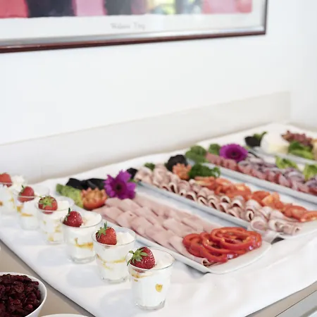 فندق فندق سليب تو نايت هلسنؤور